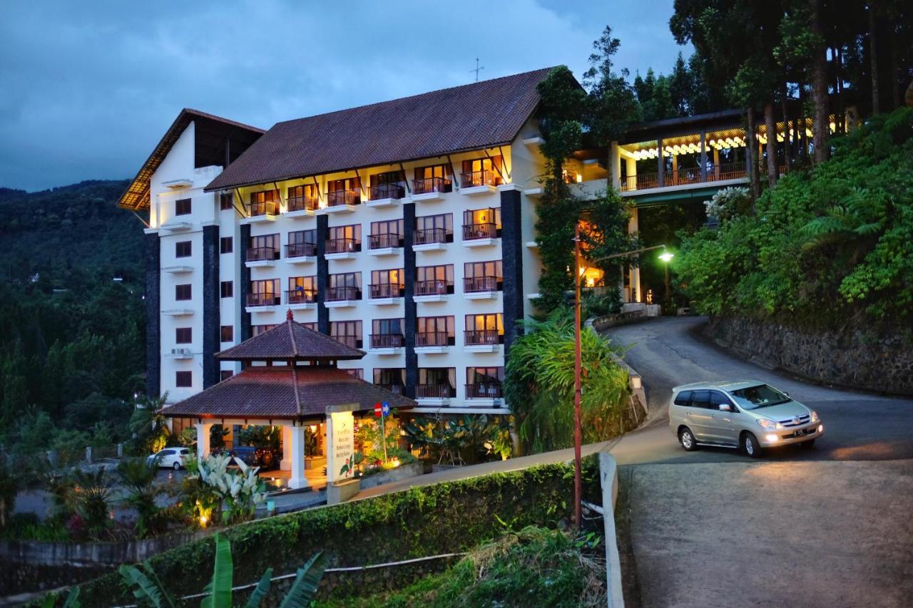 The Grand Hill Resort-Hotel Puncak Εξωτερικό φωτογραφία