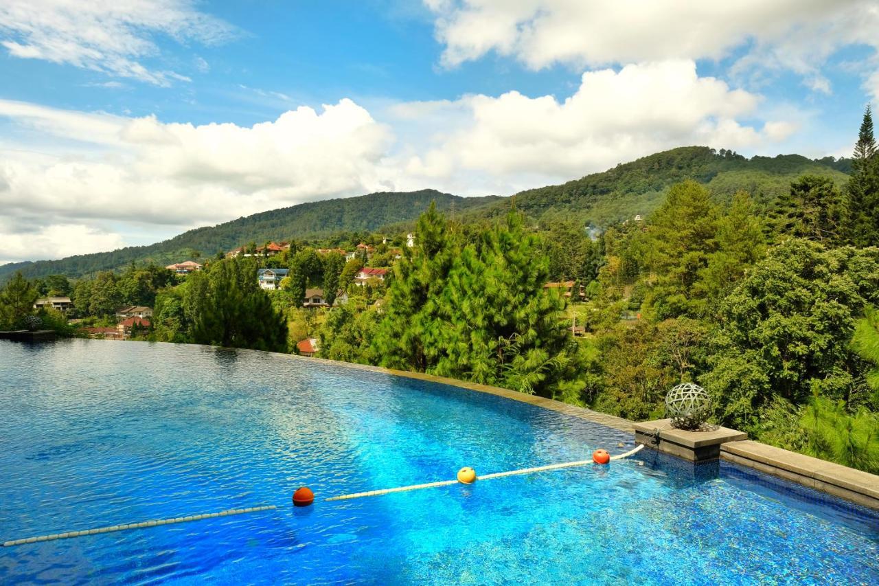 The Grand Hill Resort-Hotel Puncak Εξωτερικό φωτογραφία
