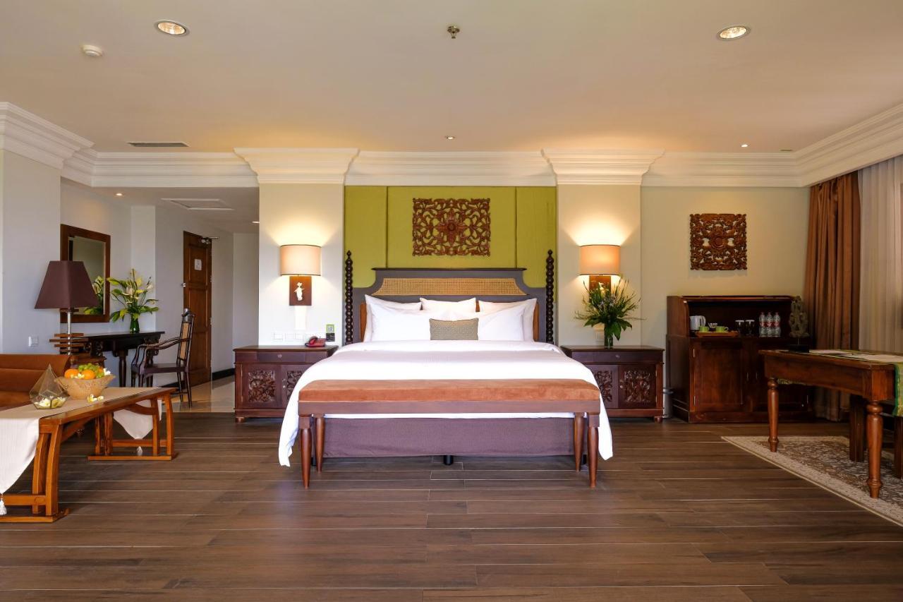 The Grand Hill Resort-Hotel Puncak Εξωτερικό φωτογραφία