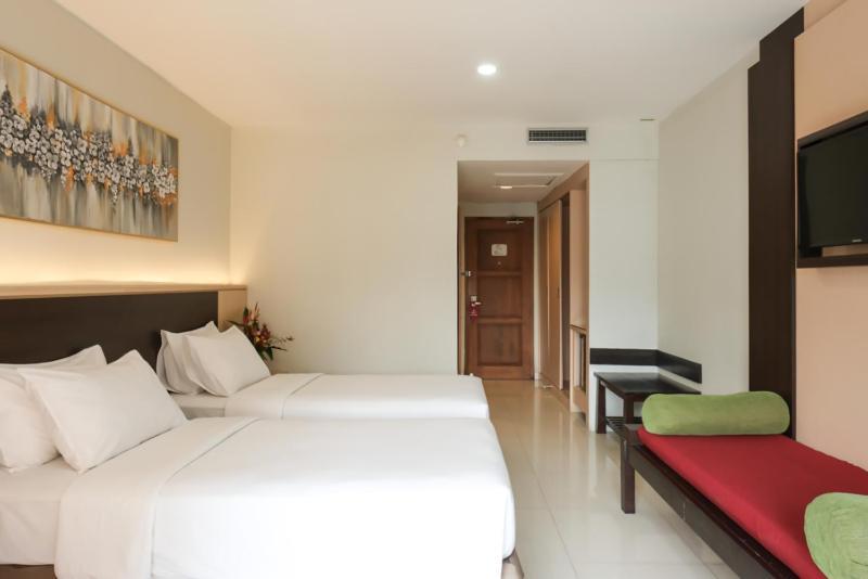 The Grand Hill Resort-Hotel Puncak Εξωτερικό φωτογραφία