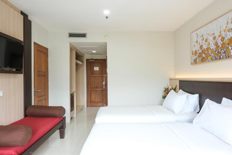 The Grand Hill Resort-Hotel Puncak Εξωτερικό φωτογραφία